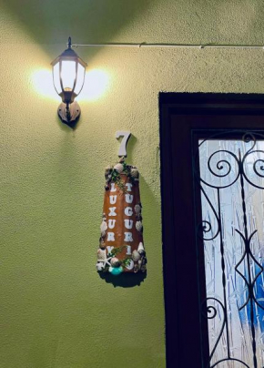 Luxury Tugurio